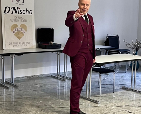 1e5b671c-aabd-4ba4-9d69-aff8ac279747